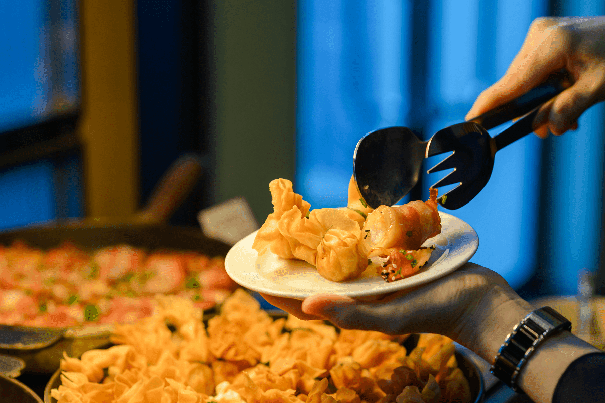 Buffet à volonté aventure gourmande à L’Horizon au Havre. RESTAURANT L'HORIZON Buffet à volonté Le Havre. Les meilleures saveurs du monde, à volonté